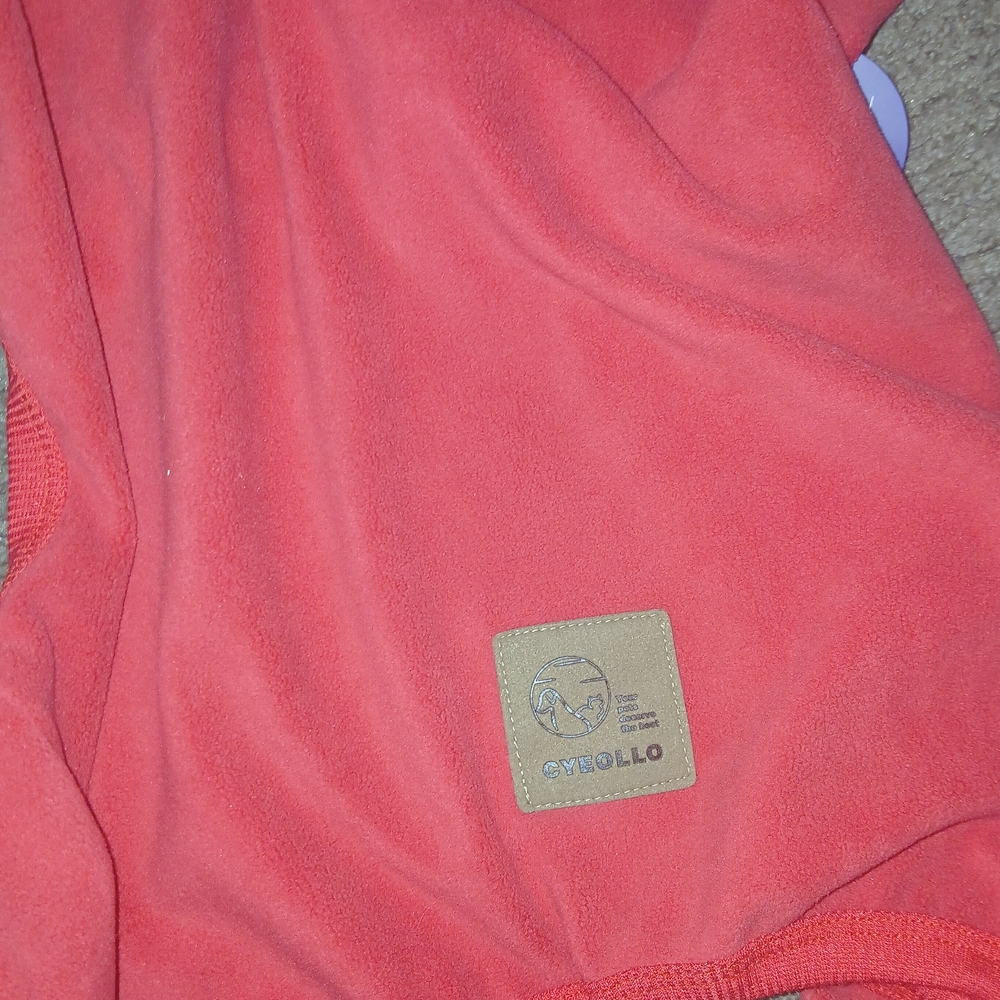 Red Cycollo Buttoned Top - Picture 4 of 5